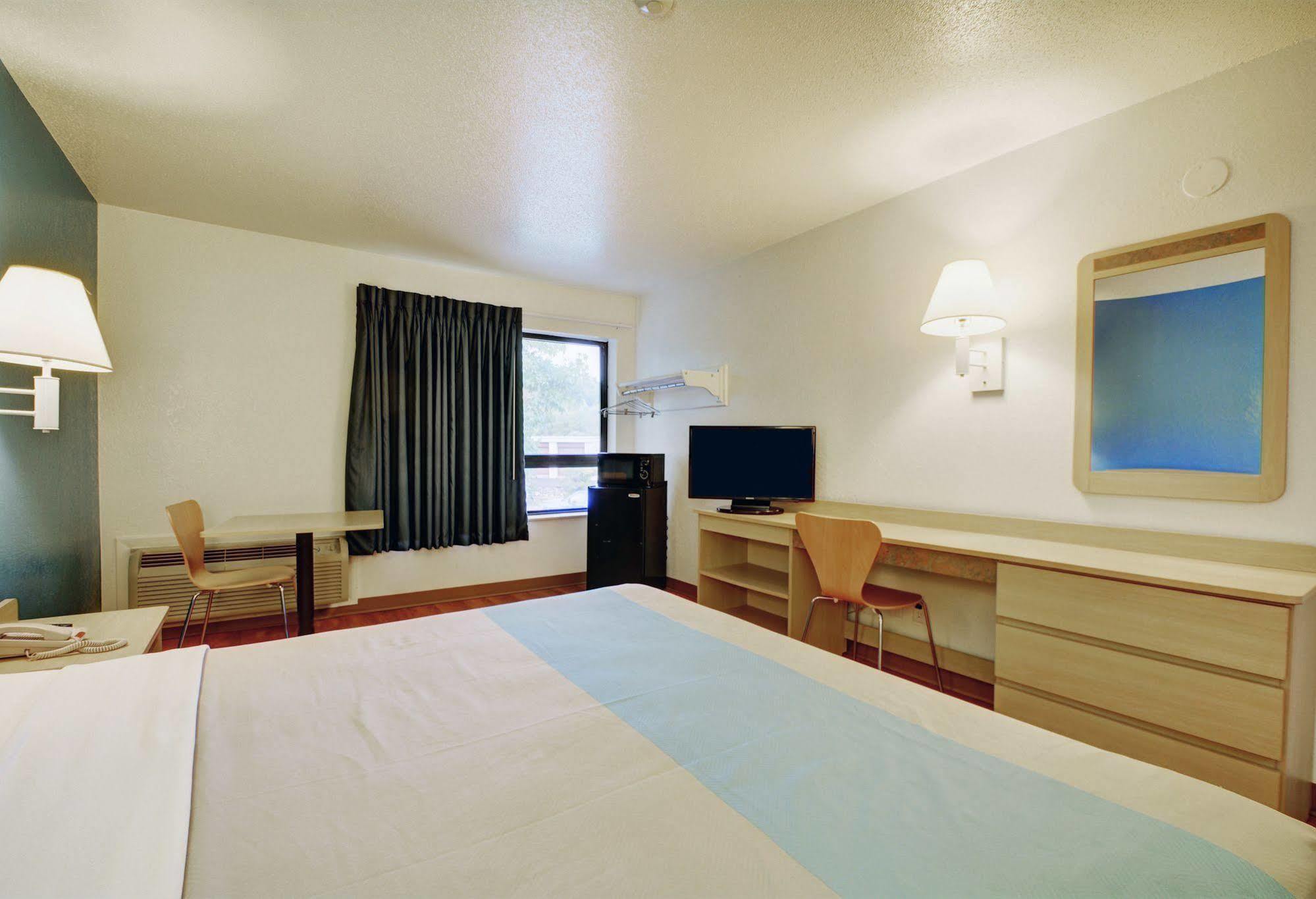 Motel 6-Newport, Ri ภายนอก รูปภาพ
